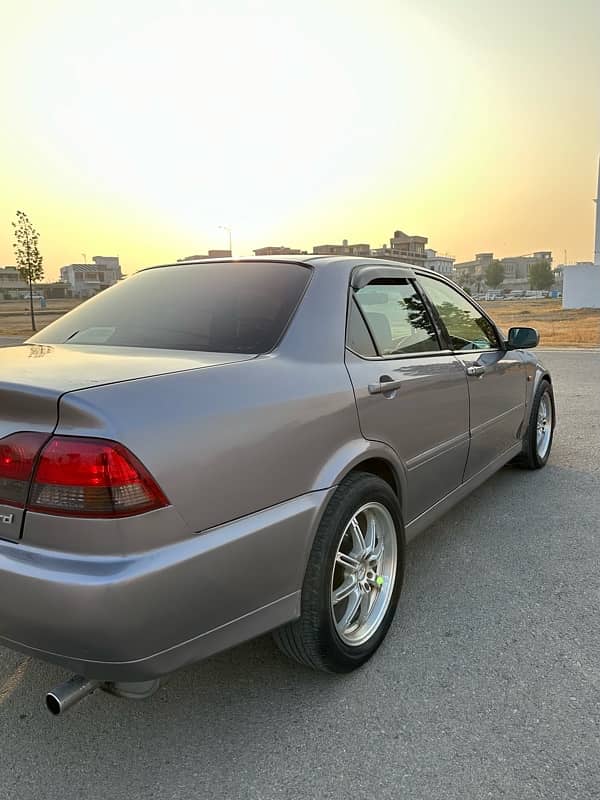 Honda Accord CF3 2000 in Excellent Condition. 7