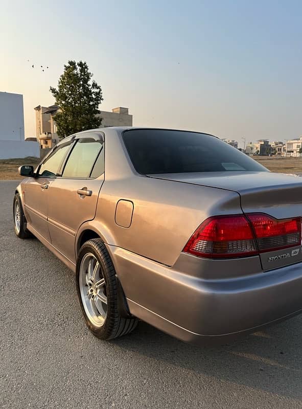 Honda Accord CF3 2000 in Excellent Condition. 9