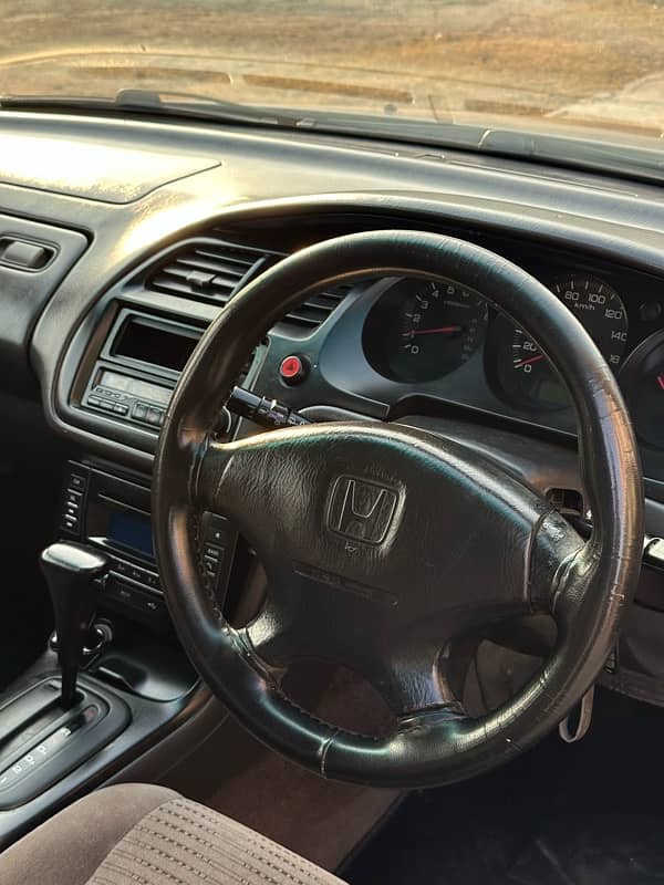 Honda Accord CF3 2000 in Excellent Condition. 14