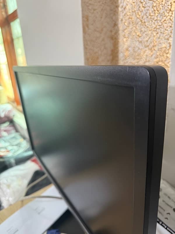 brand new condition 24’’ dell screen led 2