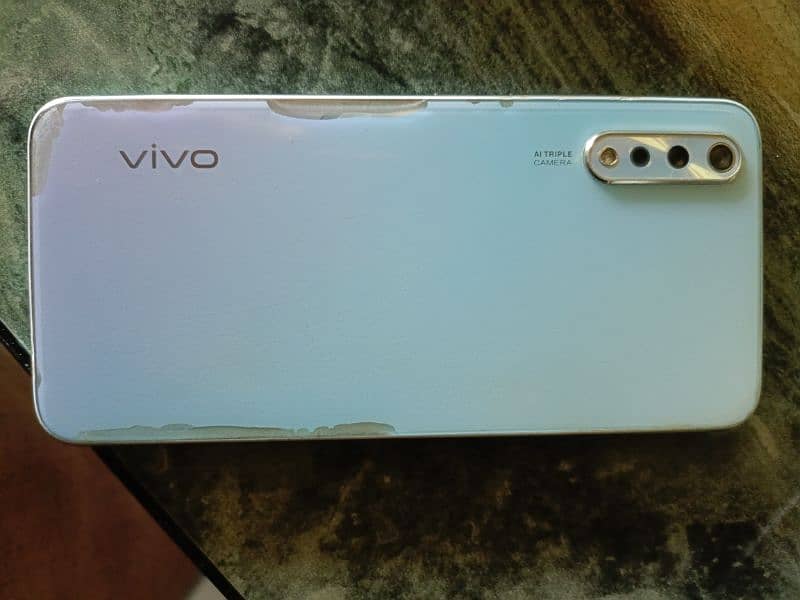 Vivo S1  4/128  Complete box or Charger 10/9 Condition  No fault 0