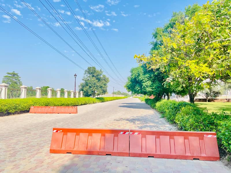 Prime 1 Kanal Residential Plot For Sale In Lake City Sector Golf Estate 2:YOUR DREAM HOME AWAITS 7