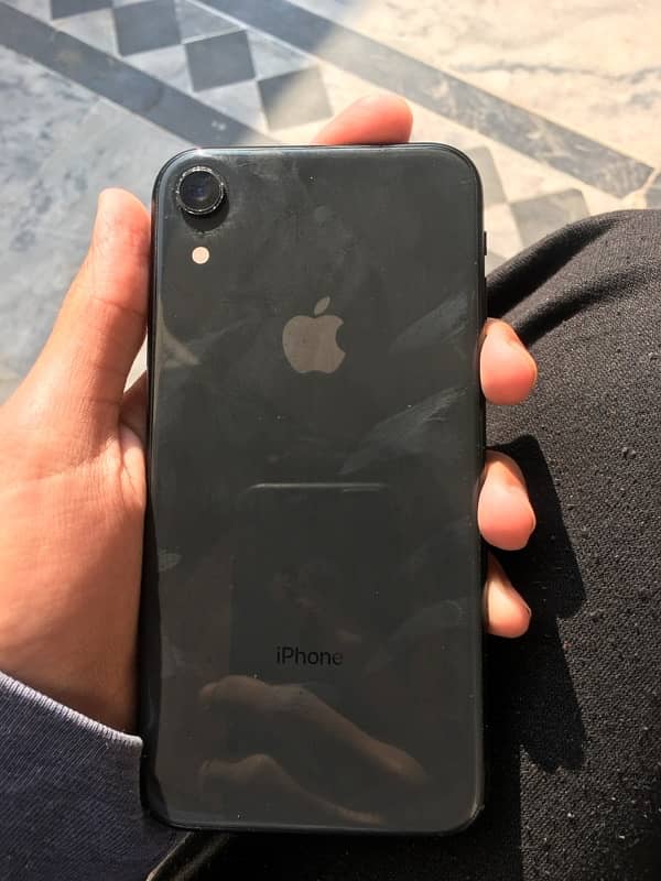 iphone XR (NON PTA) 1