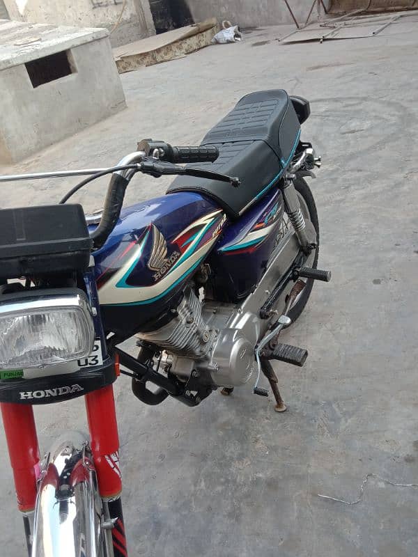 honda 125 2003 model 1