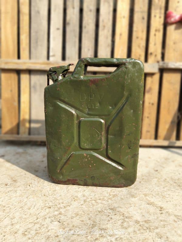 vintage German military army jerry can 20L 0