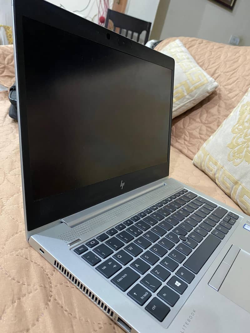 Hp Elitebook 830 G6 Condition 10/10 2