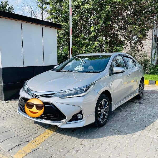 Toyota Corolla Altis X 2022 1.8 Black Interior 1