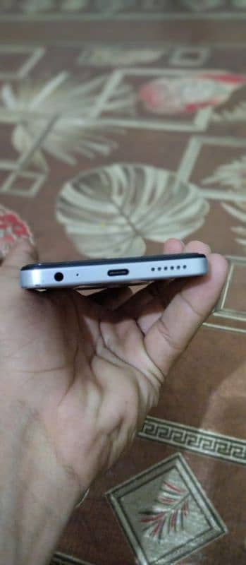 Infinix smart 8 pro all ok 4+4 128 gb 6