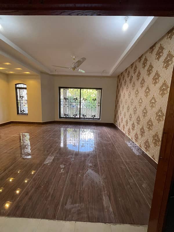 Beautiful 7 Marla facing park House for Rent in Lake City - Prime Offer by Moazzam Estate 7