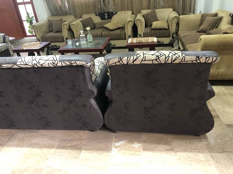 sofa set avalible 2