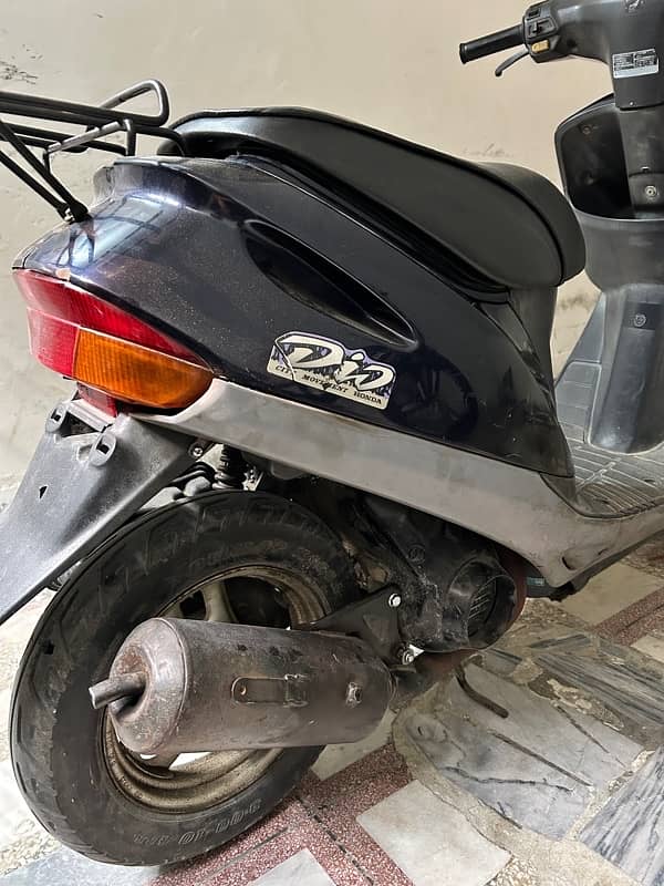 Honda Dio 49cc petrol scooter for sale 4