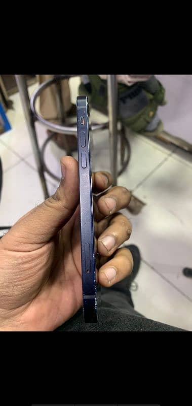 I phone 12 64 gb factory unlock non pya 0