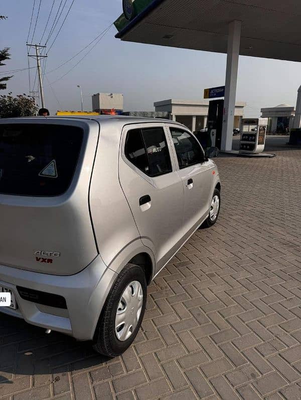 Suzuki Alto 2022 Silver 2