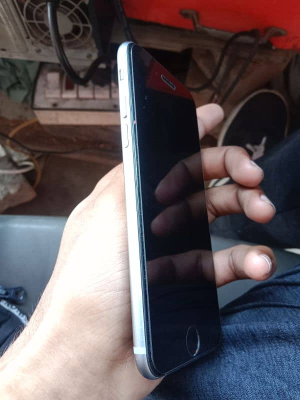 I Phone 6 Non PTA 10/10 Condition 5