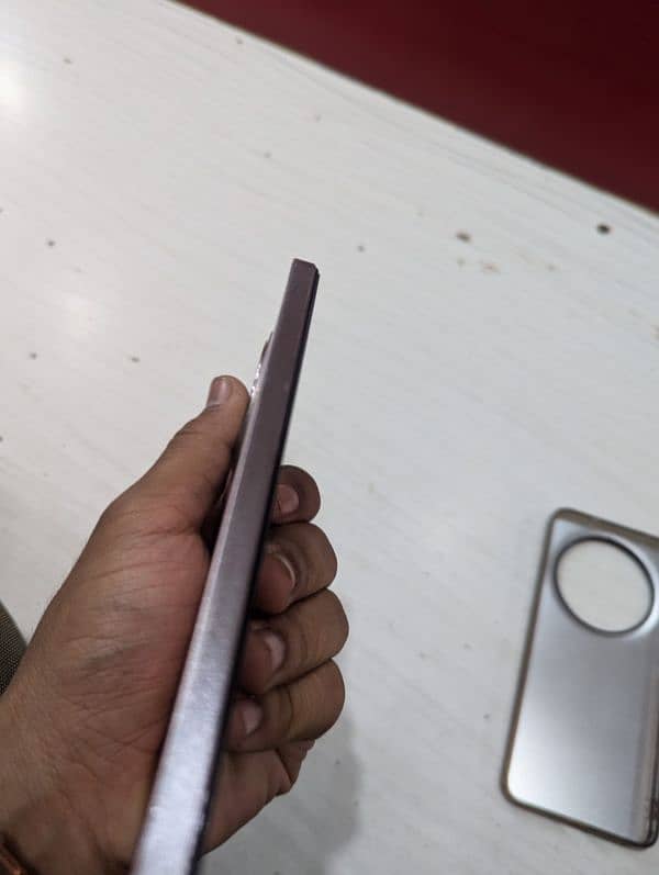 oppo reno 12 f 4 g 8 256 10 by 10 condition 2