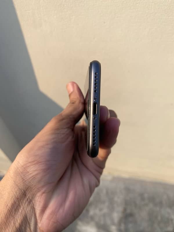 Iphone 8 256 GB Non pta 4