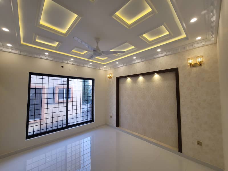 5 Marla Worth Seeing Bungalow For Rent In DHA Phase 6 Lahore 6