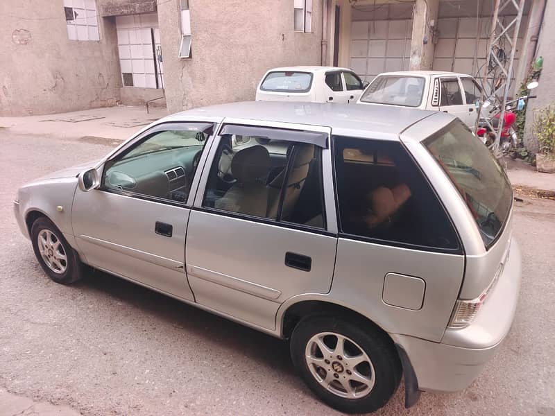 Suzuki cultus 2016 limited edition total original 5