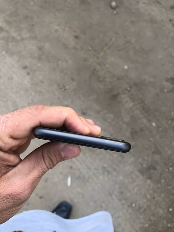 iPhone  8plus nan pta 64GB 3