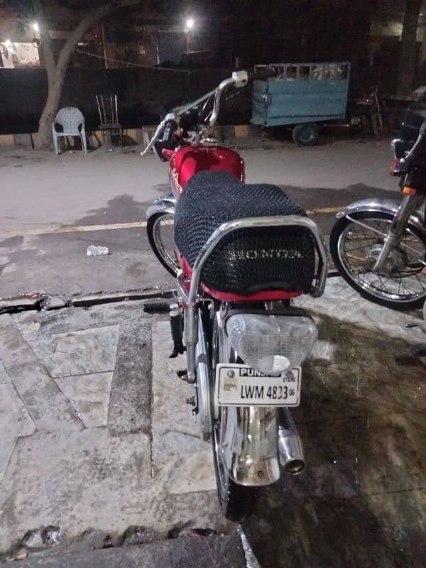 rear bike model with genuine engine and lush condition 4