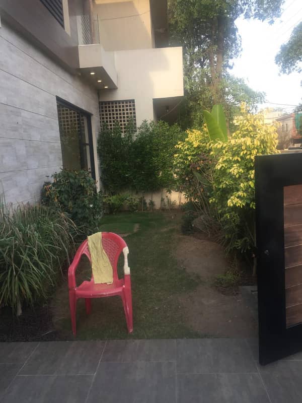 10 Marla House Available for rent in Block S phase 2 Lahore 5