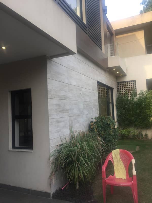 10 Marla House Available for rent in Block S phase 2 Lahore 7