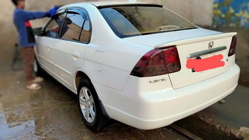 Honda Civic EXi 2005 4