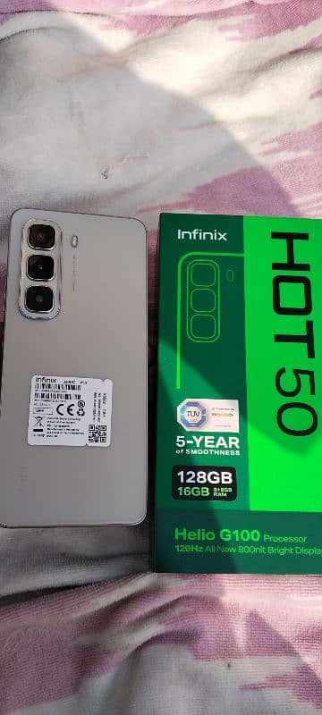 Infinix hot 50 ram8,128gb exchange for ipad mini 5 5