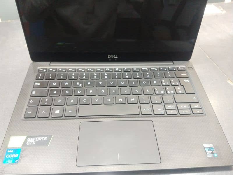 Dell XPS 13  9305 1