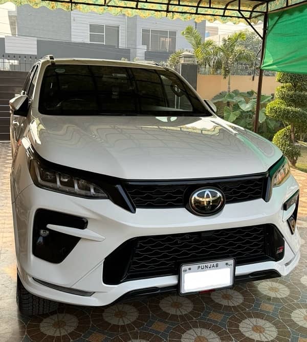 Toyota Fortuner 2023 0