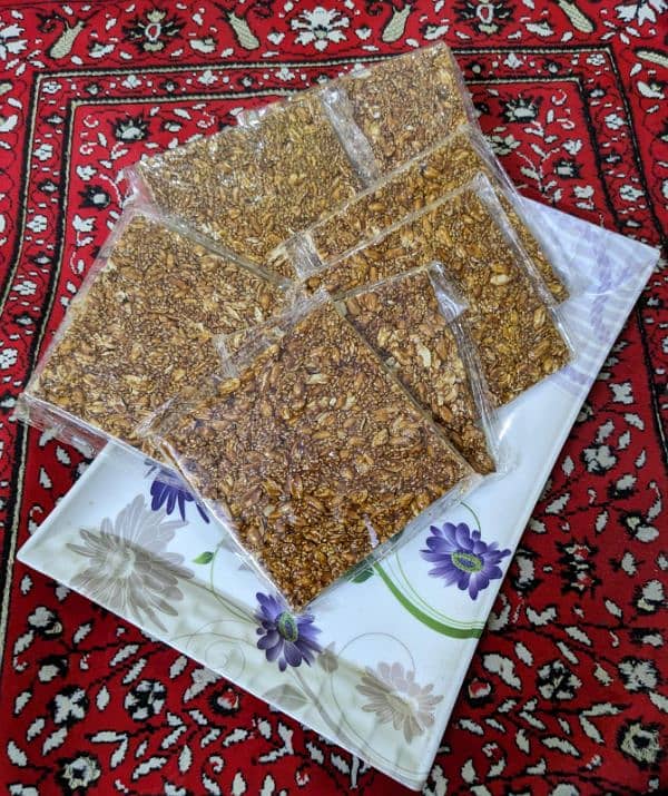 seasme peanut chikki 1