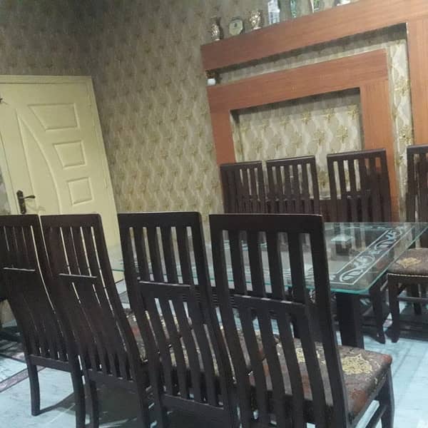 wooden Dinning Table with chairs 1