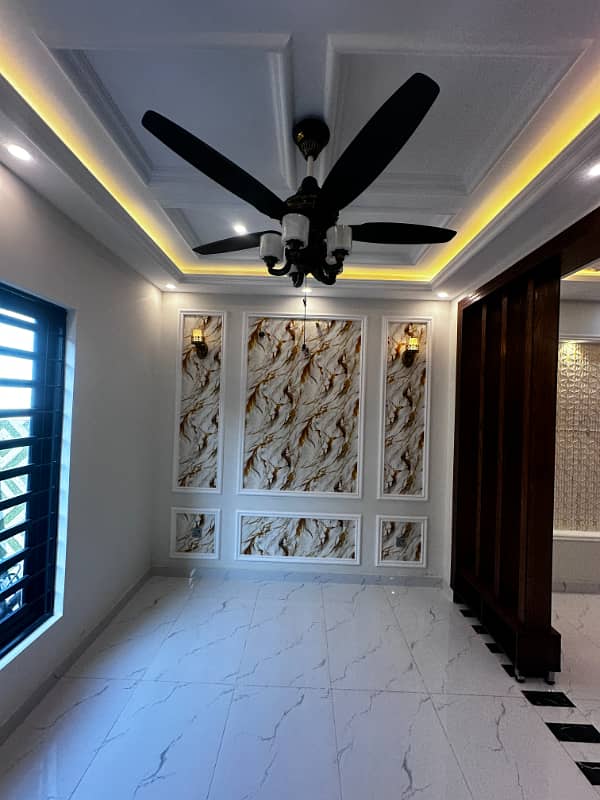 Luxury 5 Marla Brand-New House in A1 Block, Central Park Housing Scheme | Demand: 2 Crores 10