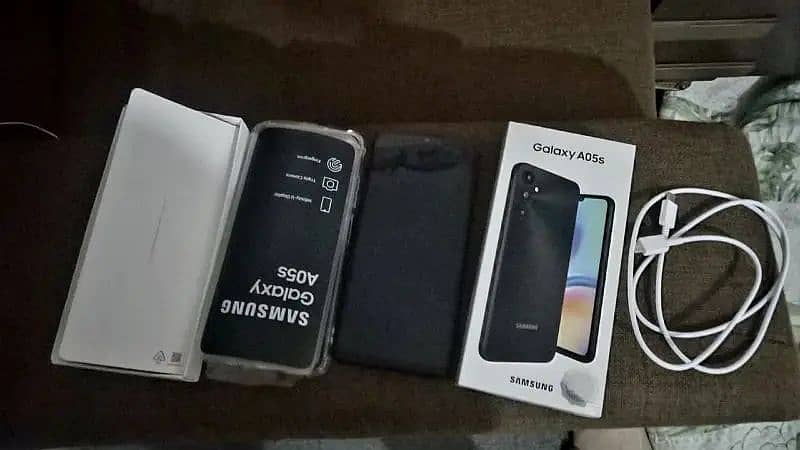 Samsung galaxy A05s 0