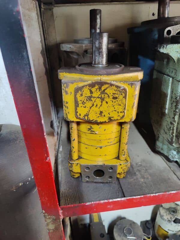 hydraulic pump 2