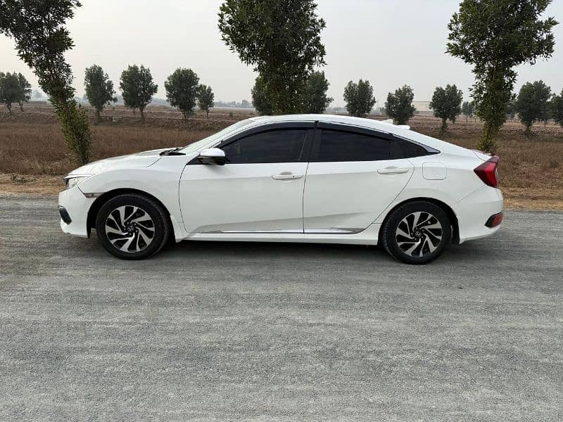 Honda Civic Oriel 2016 5