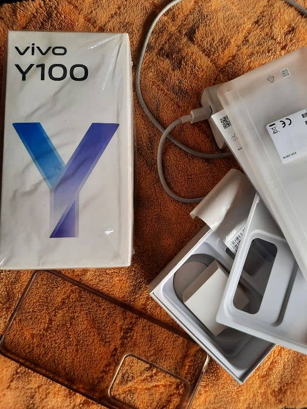 Vivo y100 8+8 256gb 03007285800 8