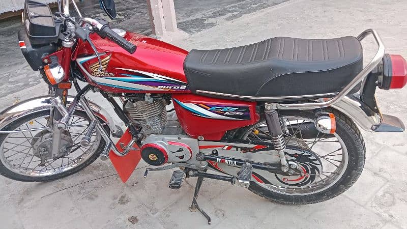 honda 125 bike full saf halat ha 1