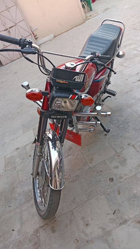 honda 125 bike full saf halat ha 3