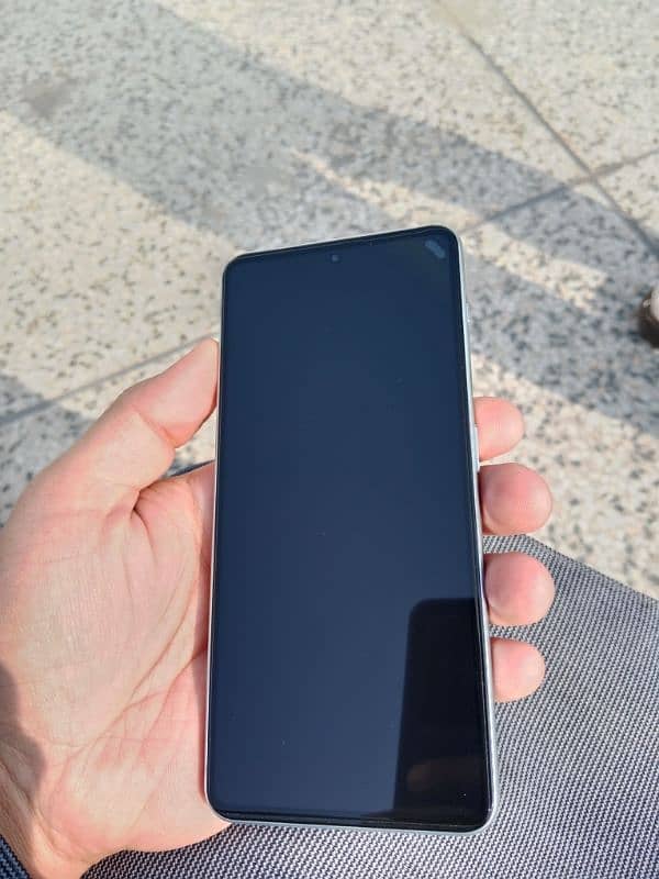 oneplus ace 2v 10/10 condition 3