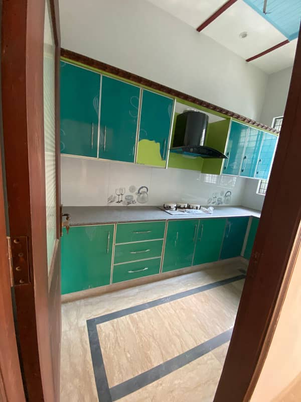 JOHAR TOWN BLOCK Q 5 MARLA BRAND NEW HOUSE FOR RENT 3