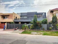 Kanal Used House For Sale On 60 Feet Road In Valencia Town Near Jami Masjid Chowk