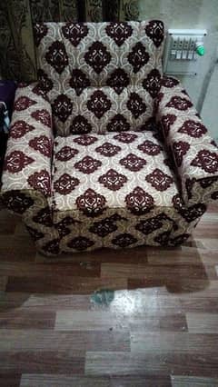 5 seater sofa with cover 10/10 condition