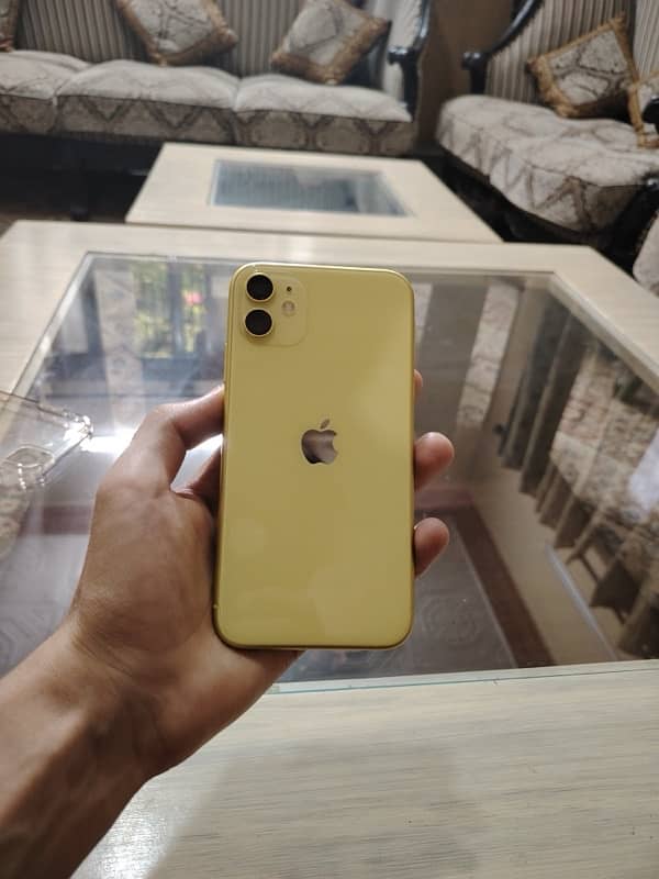 iPhone 11 (64 GB) 0