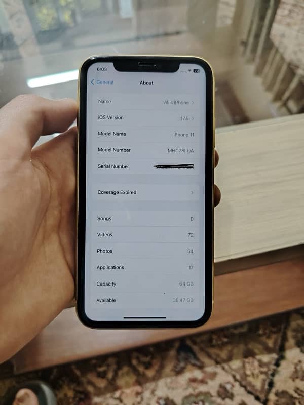 iPhone 11 (64 GB) 8