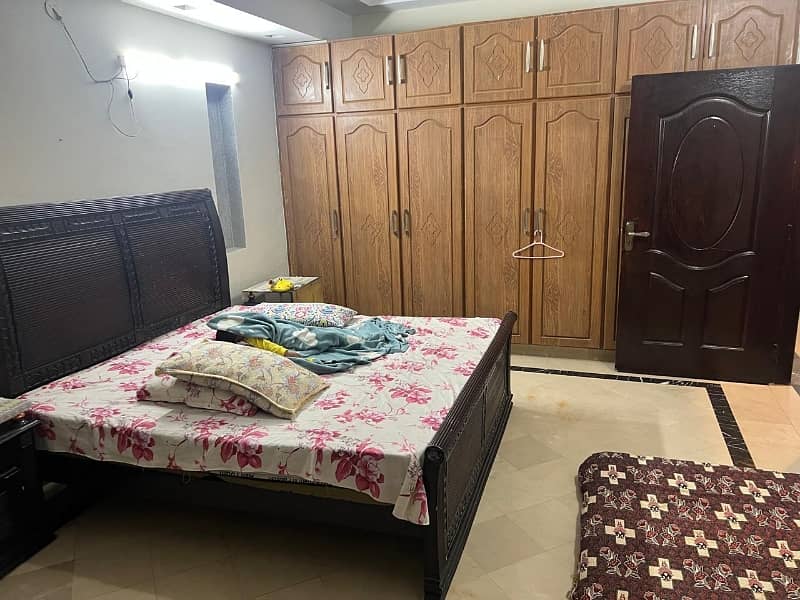 16 Marla Owner Build House For Sale On 80 Feet Road In Valencia Town Lahore 15