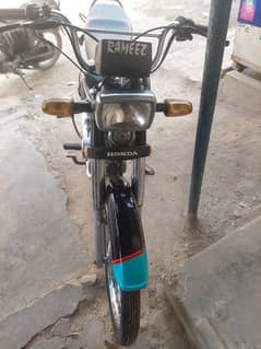 honda 2022 8 month ki bike hai 314 2383873