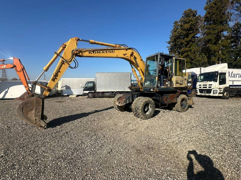  For Sale: PW10031 Komatsu Wheel Excavator  0