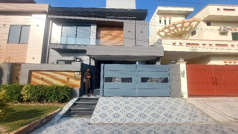 10 Marla New Modern BUNGALOW FOR SALE IN VALENCIA 0