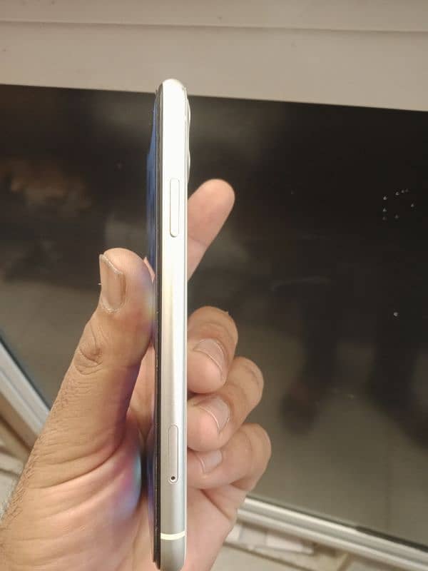 iphone 11 128gb non PTA 1